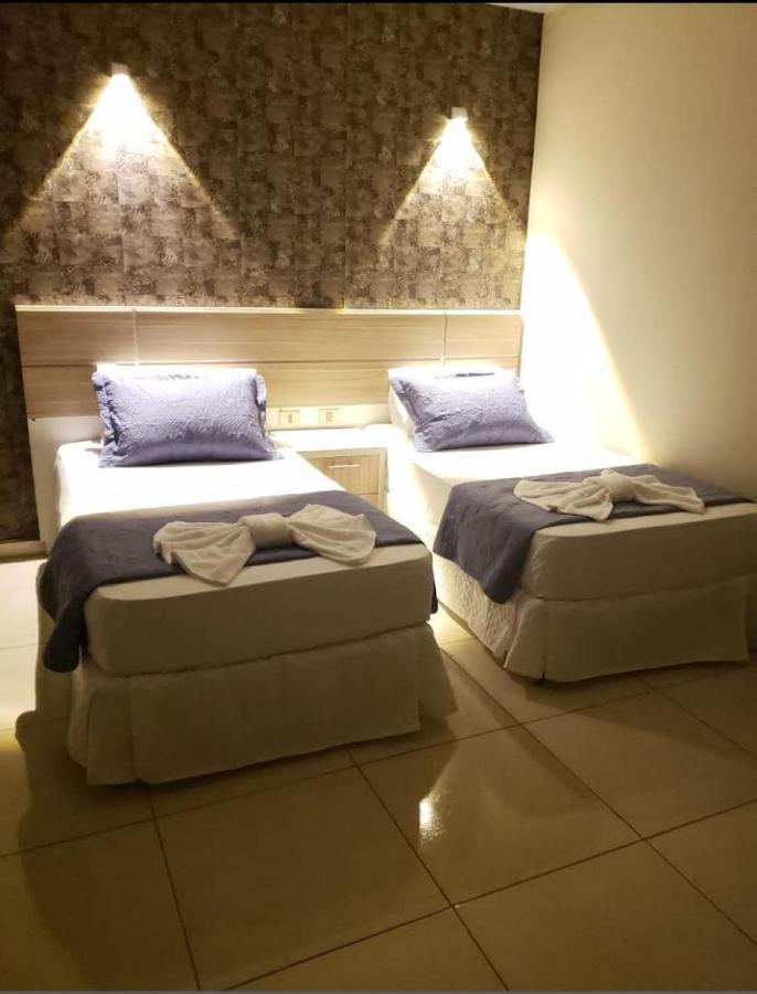 Hotel Llamosas Ciudad del Este Eksteriør bilde