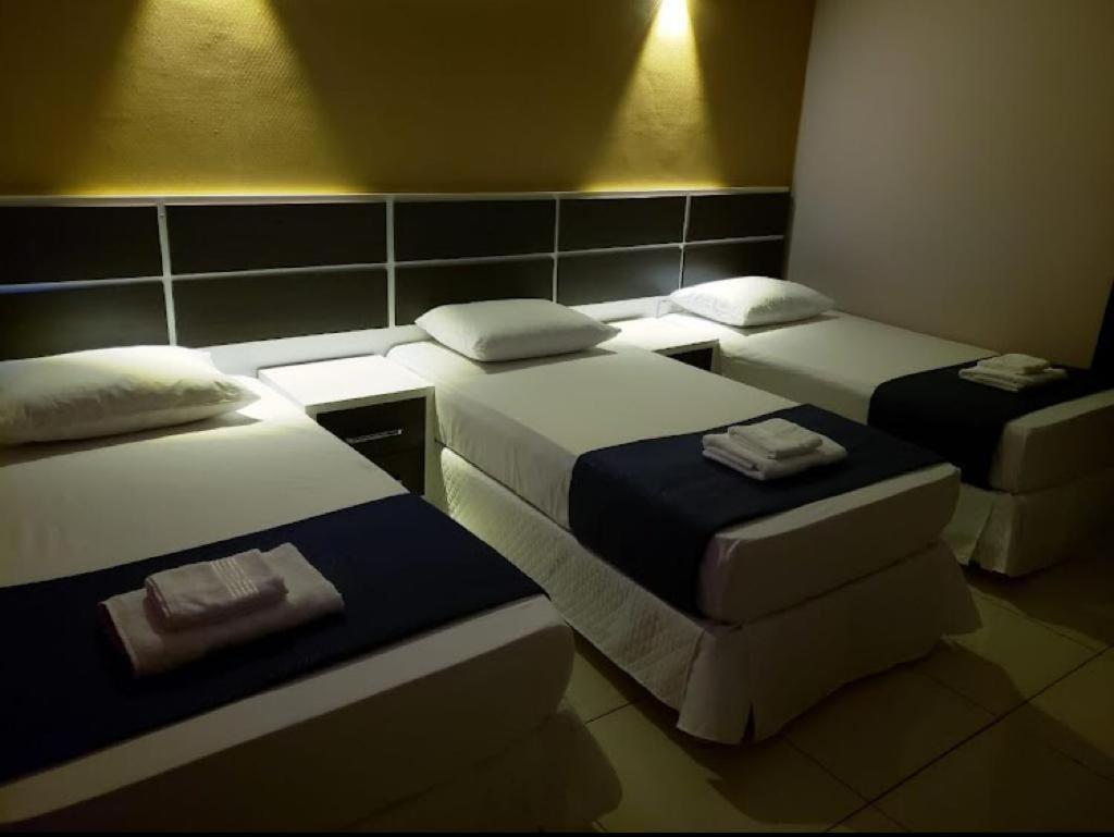 Hotel Llamosas Ciudad del Este Eksteriør bilde